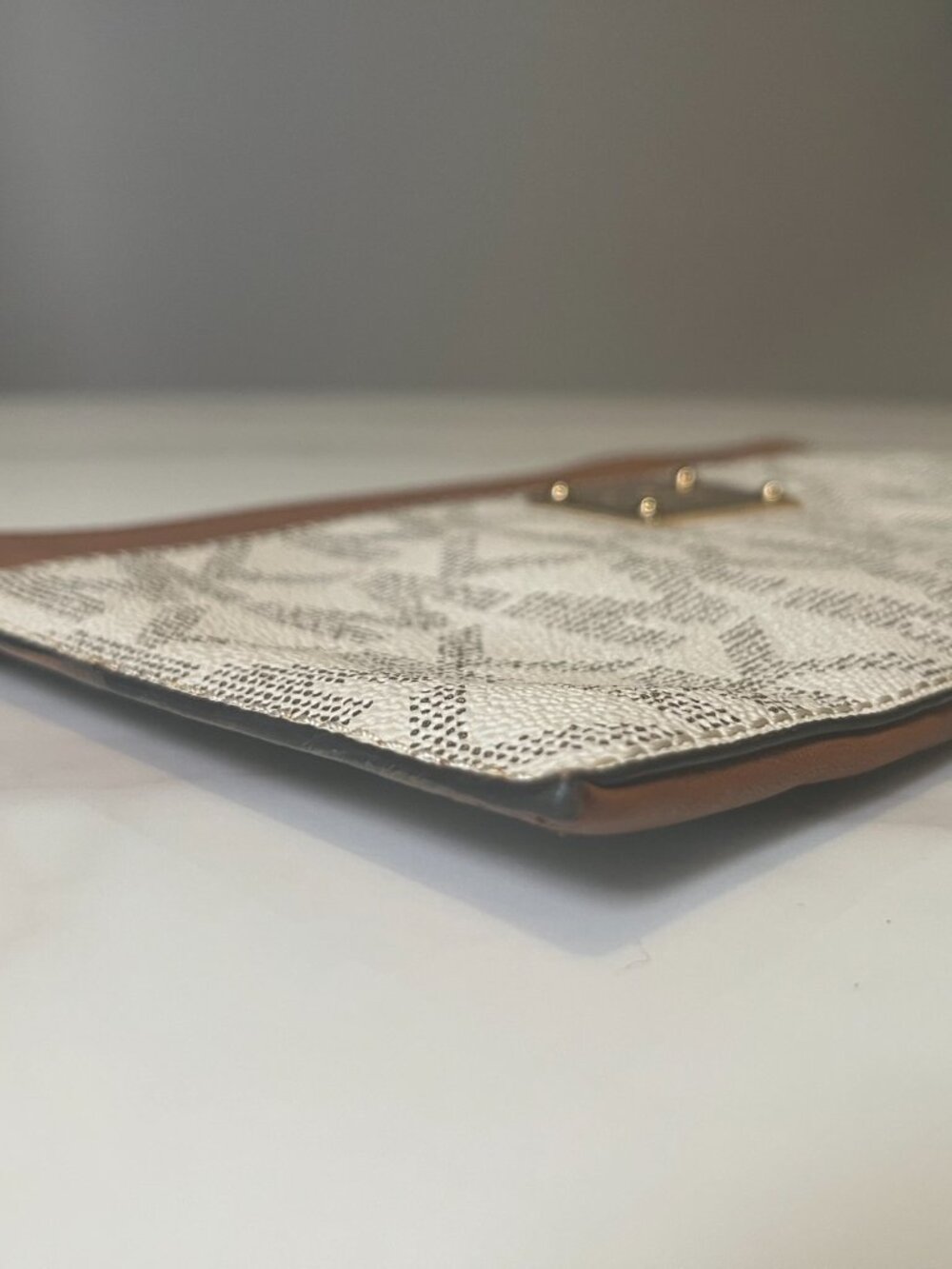 Michael Kors Jet Set Vanilla Brown Wristlet Clutch - Picture 6 of 9
